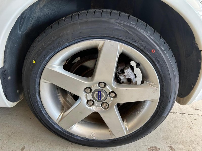 VOLVO C30
