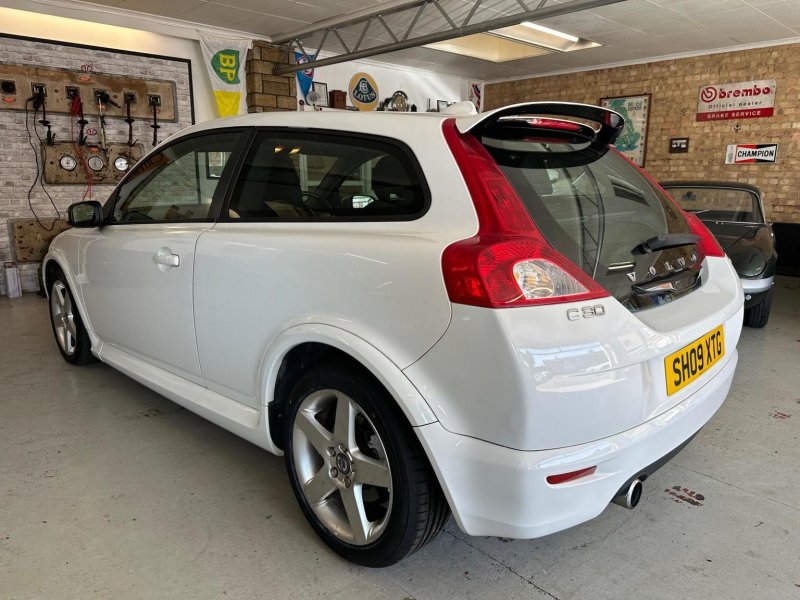 VOLVO C30