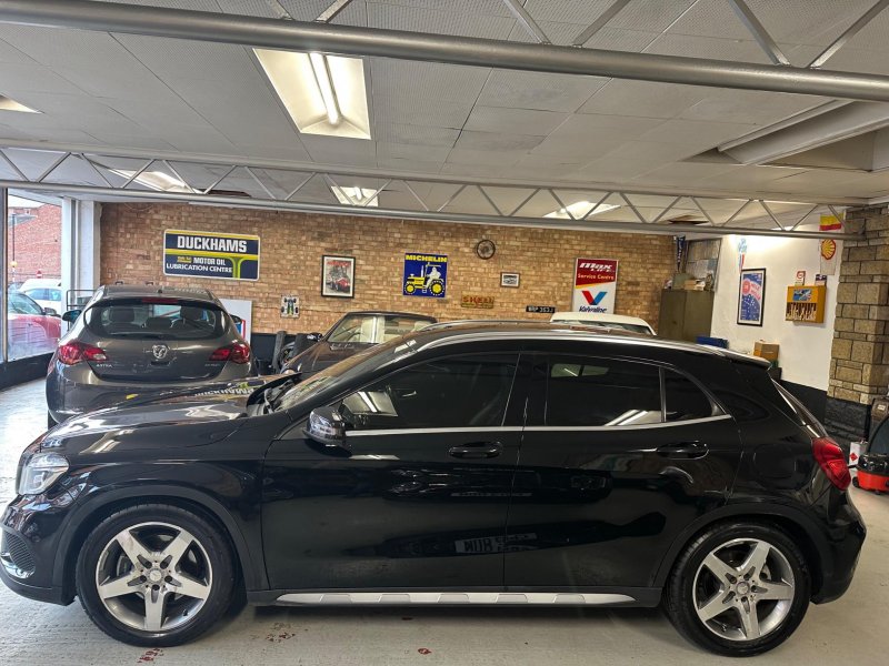 MERCEDES-BENZ GLA CLASS