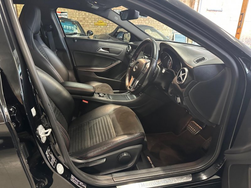 MERCEDES-BENZ GLA CLASS