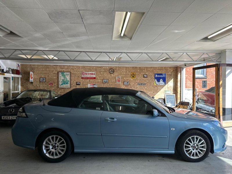 SAAB 9-3