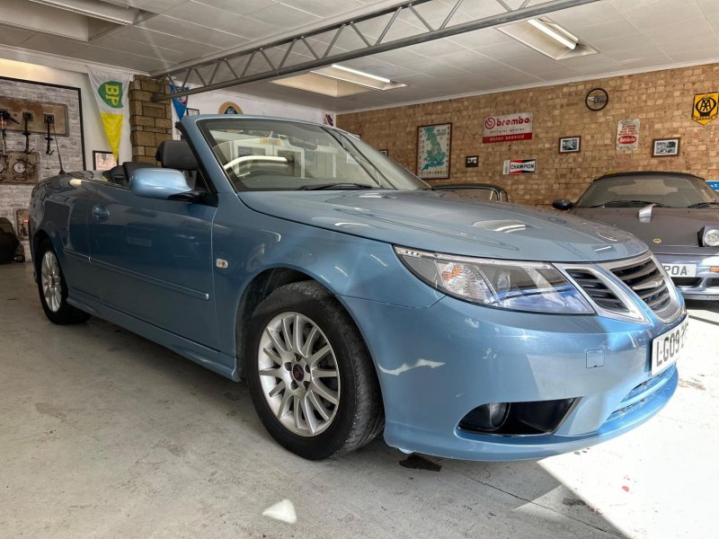 SAAB 9-3