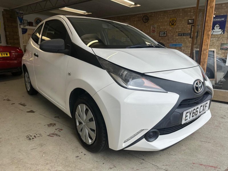 TOYOTA AYGO